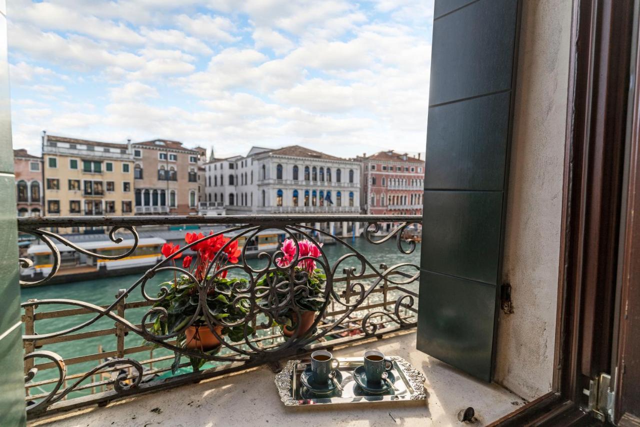 Rialto Grand Canal By Wonderful Italy Venecia Exterior foto